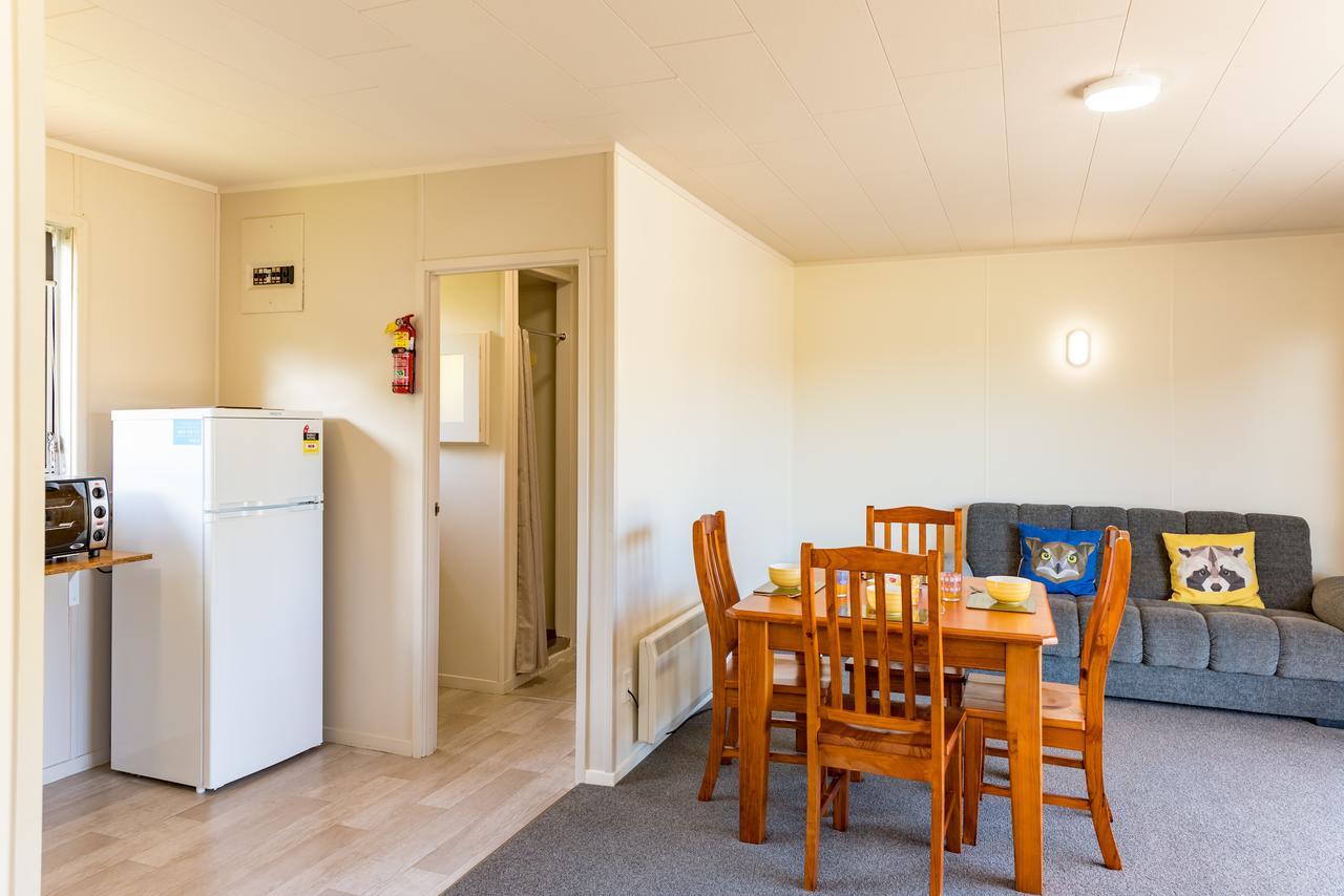 Waitangi Beach Units Exterior photo
